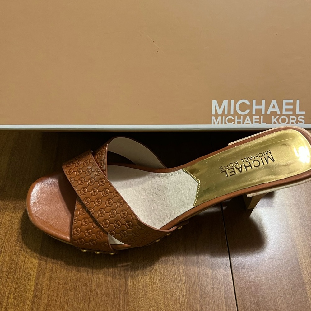 MK wedges with heel